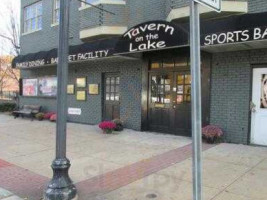 Tavern On The Lake outside