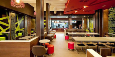 Mcdonald's Mm Alam Road inside