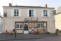 L'auberge Du Layon Sarl outside