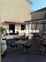 Le Pérignan inside