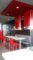 Kfc Vénissieux inside