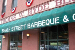 Beale Street Barbeque outside