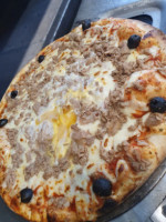 Ael Pizza food