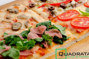 Quadrata pizza & focaccia Manzana Jesuitica food