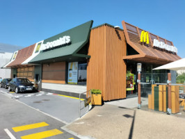 Mcdonald's outside