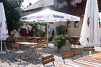 Gasthaus Lebzelter inside