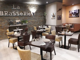 La Brasserie inside