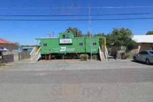 Hebert’s Caboose Ice Cream Shop outside