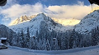 Auberge Des Glaciers outside