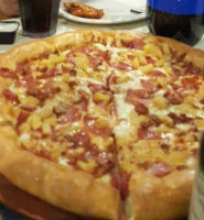 Pizza Hut food