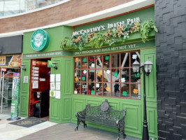 Mccarthy's Clavería outside