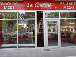 Le Gratiné Foch outside