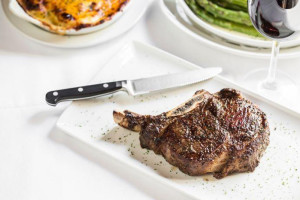 Pappas Bros. Steakhouse - Galleria food