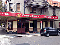 Glenroy Hotel outside