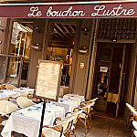 Le Bouchon Lustre inside