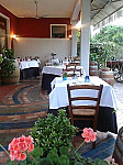 Osteria Da Pierino inside