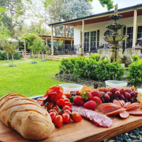 Hahndorf House B&b Chauffeur Service Day food