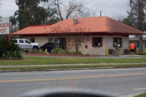 Burger Spot outside