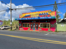 Pele's Kitchen outside