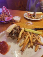 Gruzy's Italian Beef House Pub food