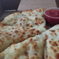 Snappy Tomato Pizza Company food