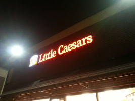 Little Caesars Pizza outside