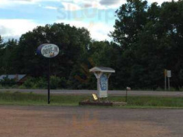 Lake Dexter Drive-in food