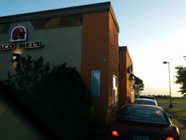 Taco Bell outside