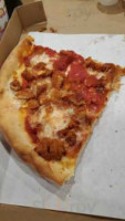 Vincent's Pizza food