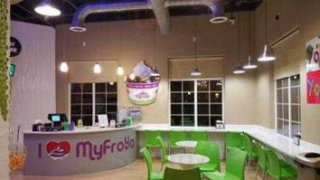 Myfroyo Frozen Yogurt food