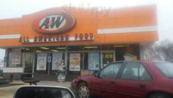 A&w outside