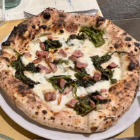 Solo Pizza Viale Umbria food