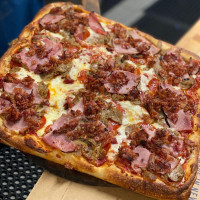 Lamonica's Ny Pizza food