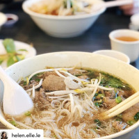 Pho Hoan Pasteur food