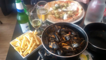 Pizzeria Du Port, Italien food