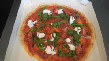 Elio Pizza Lannion food