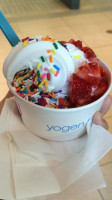 Yogen Früz food