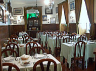 A Maritima De Paco De Arcos food