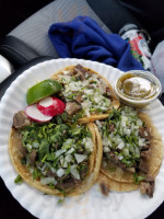 Tacos El Autlense food