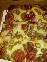 Jet's Pizza food