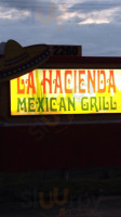 La Hacienda outside