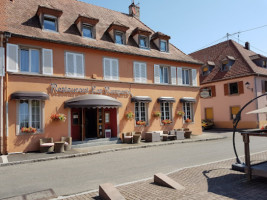 Restaurant Les Remparts food