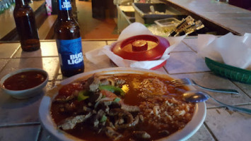 El Viva Mexican Restaurant And Bar food