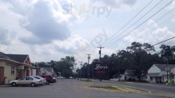 Larry's Bar And Restaurant outside