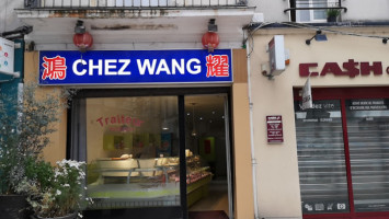 Chez Wang outside