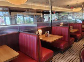 Silver Diner inside