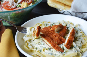 Olive Garden Greenacres food