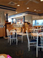 Culver's inside