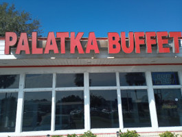 Palatka Buffet outside