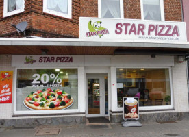 Star Pizza food